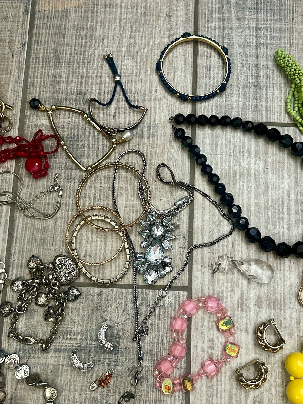Craft/wearable jewelry lot 3lbs - Picture 12 of 15